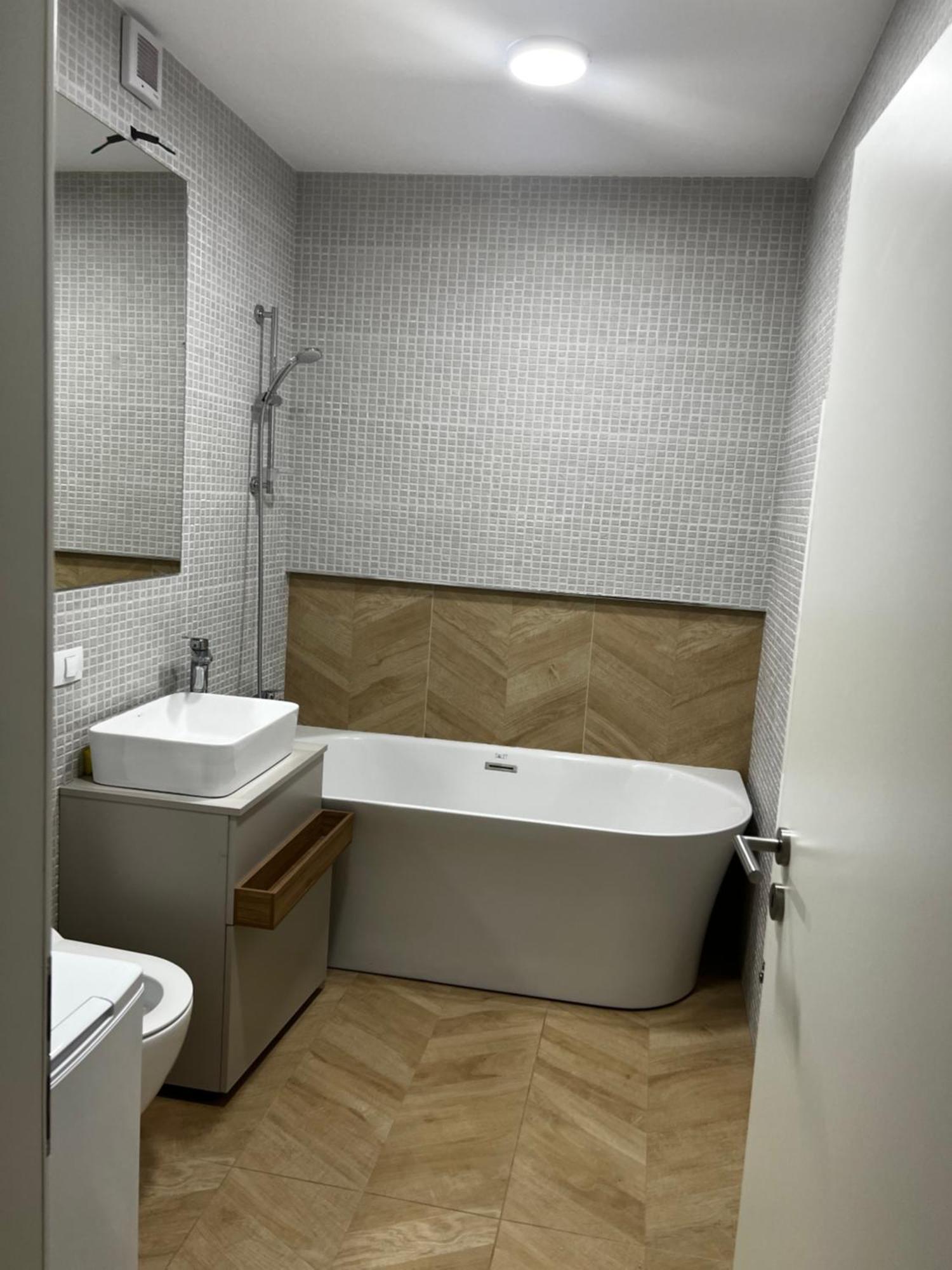 Tractoru Premium Studio Brasov Luaran gambar